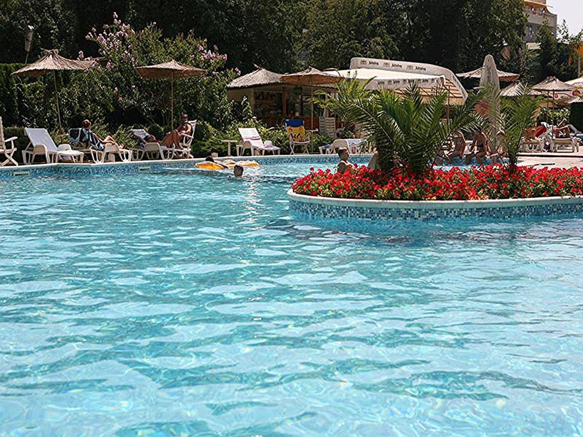 Joya Park Apartments Golden Sands Esterno foto